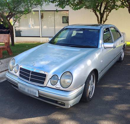 MERCEDES-BENZ E 320 3.2 ELEGANCE V6 GASOLINA 4P AUTOMÁTICO